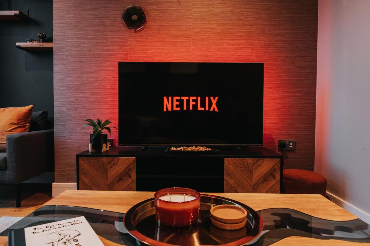 Circa17- Entire Apt, Free Parking, Gym, City Central & Free Netflix Bracknell Exteriör bild